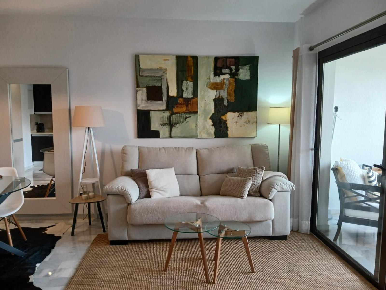 Apartment Luxurious In 5-star Del Golf